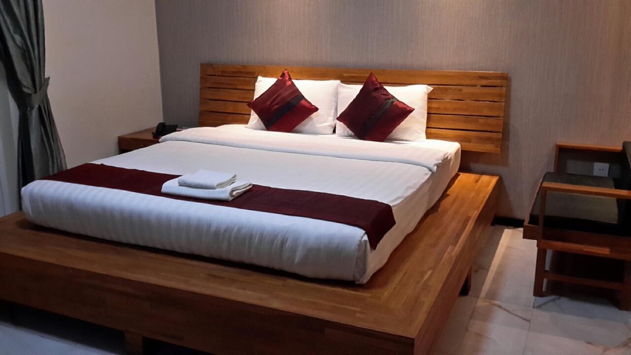 Hotel 9 Mile Yangon Exterior foto
